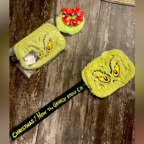 The Grinch Handbags - Grinch Furry Crossbody Bag with 2 Hair ties. One Grinch and one Cindy Lou Who.